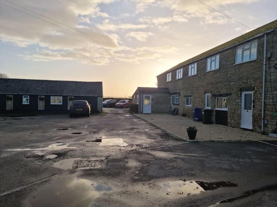 Flamingos Nest Oxford Countryside Apartment Oxford - Bicester Village - Blenheim Palace - Wifi- Free Parking Exterior photo