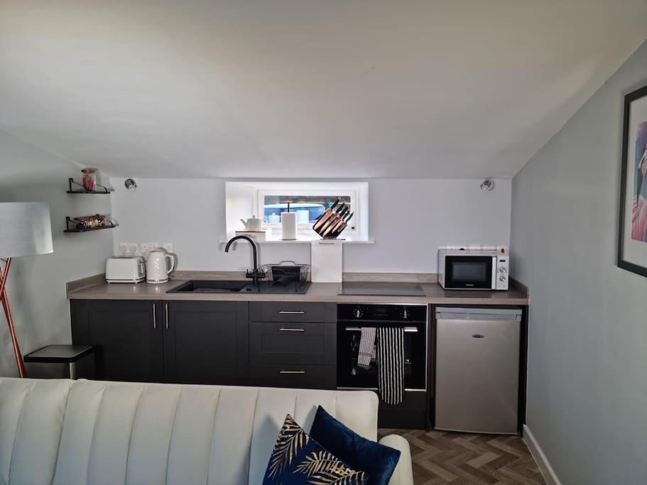 Flamingos Nest Oxford Countryside Apartment Oxford - Bicester Village - Blenheim Palace - Wifi- Free Parking Exterior photo